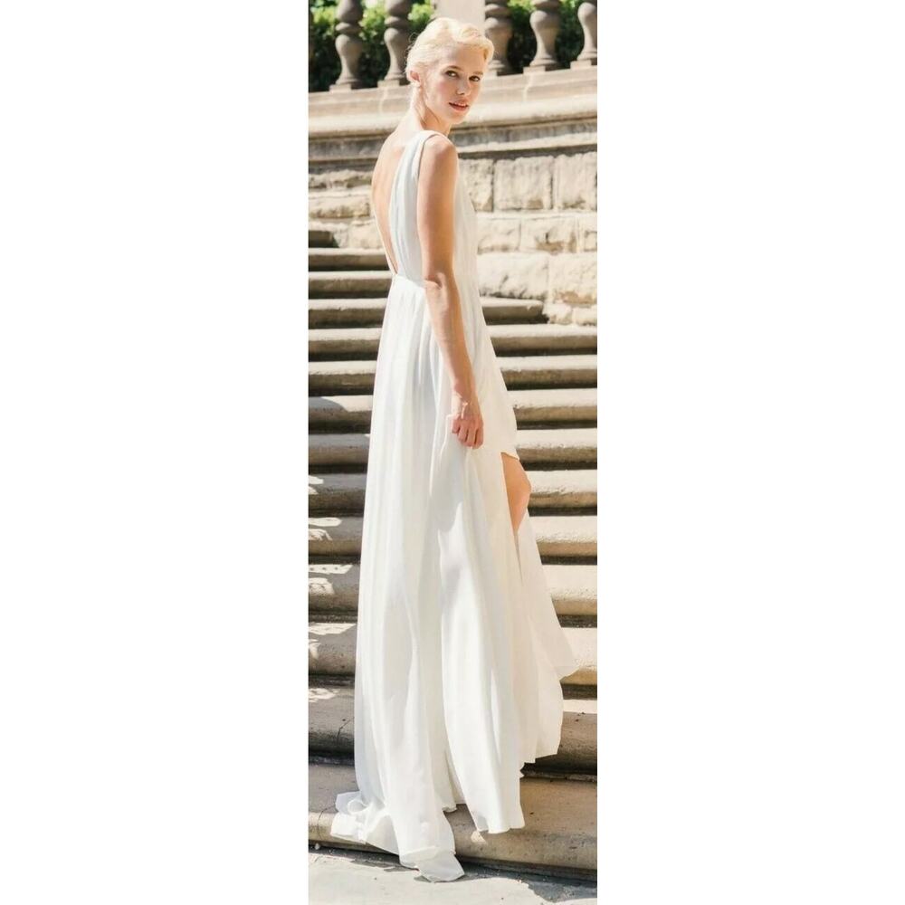 JOANNA AUGUST White NICO Plunging V-Neck A-Line Goddess Bridal Gown Size 8 NWT! - Picture 3 of 13